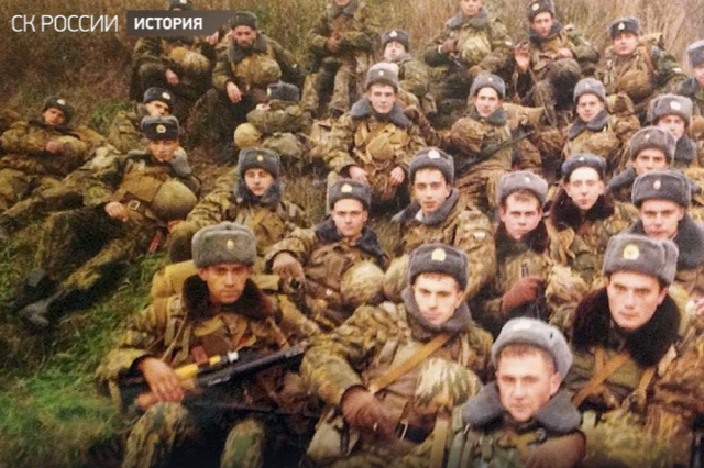 Отражая атаку боевиков в Аргунском ущелье близ села Улус-Керт, погибли 84 псковских десантника.