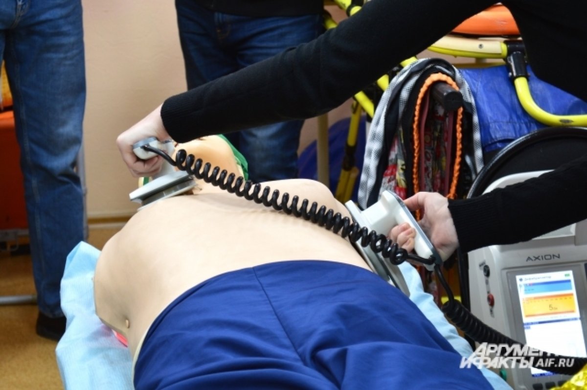 В Барнауле студенты-медики проходят переподготовку на врачей «скорой»