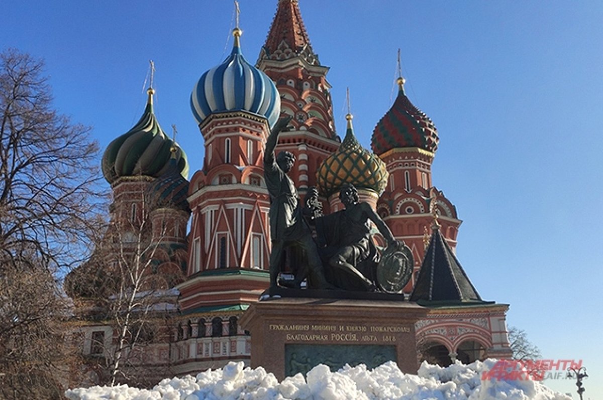 Первый памятник Москвы. Внутри фигур Минина и Пожарского спрятаны деньги