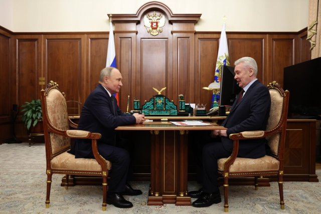Мэр Москвы Сергей Собянин на встрече с президентом РФ Владимиром Путиным. 