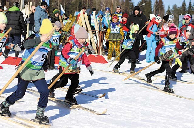 23 февраля на старт вышли около семидесяти любителей гонок на охотничьих лыжах.