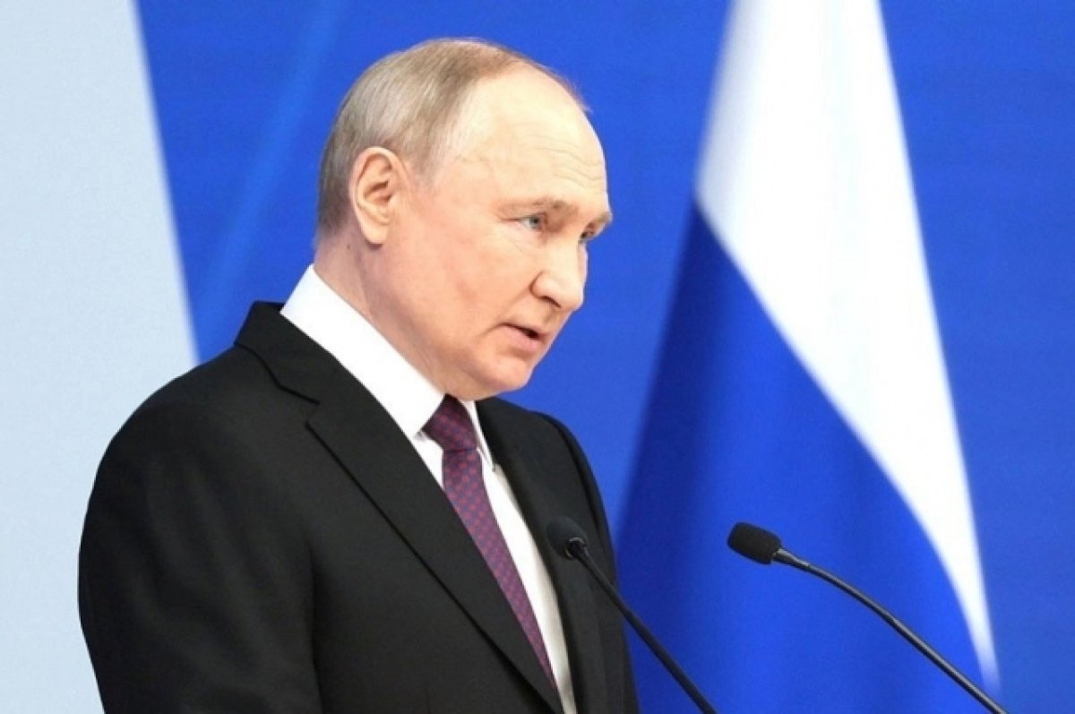 Путин пошутил, что не против сделать себе прическу с дредами
