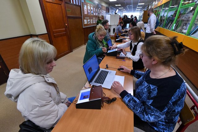 Члены избирательных комиссий помогут москвичам решить все технические вопросы