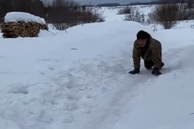 Людям организовали подвоз воды, но не все жители в силу здоровья могли добраться до водовоза