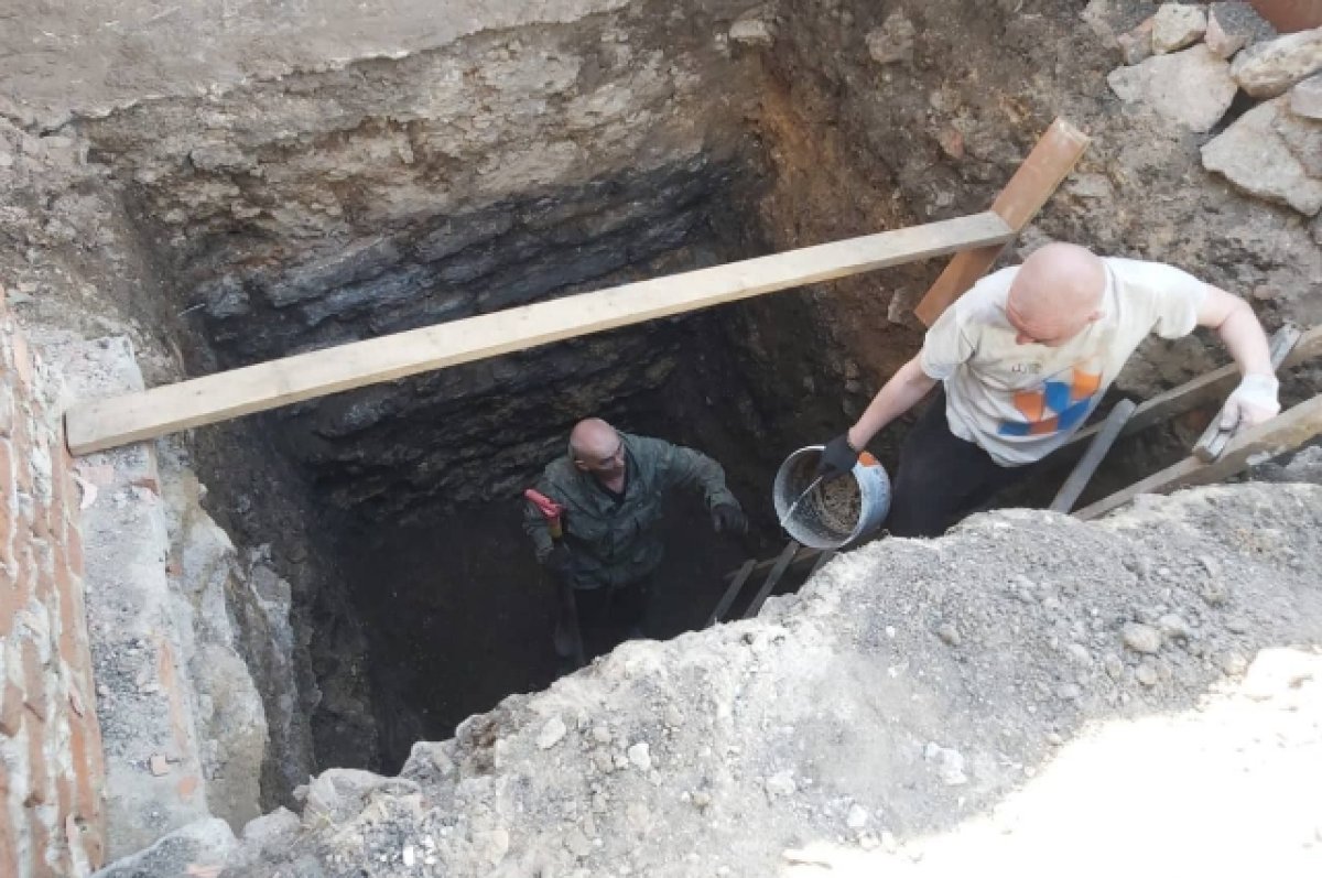 В Астраханской области обнаружили огромные тоннели