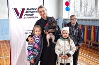 Многодетная семья Кулак из Донецка впервые проголосовала в Краснодаре.