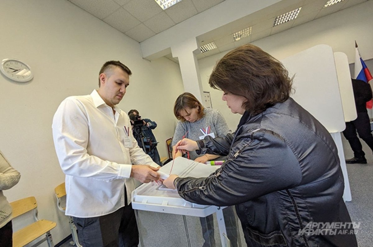 Почти 3 млн человек проголосовали в Москве в первый день голосования