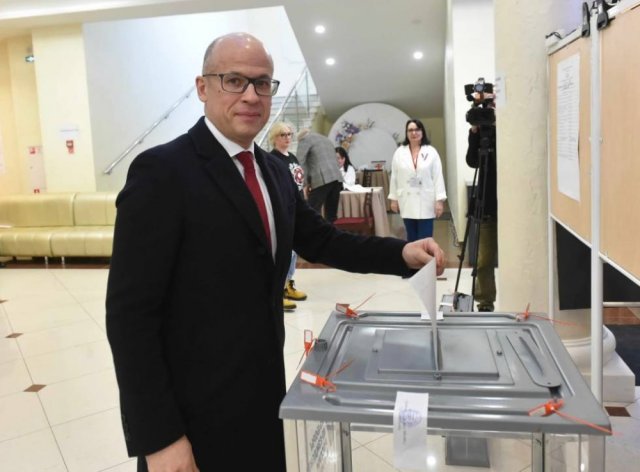 Глава Удмуртии назвал прошедшие с 15 по 17 марта выборы президента РФ открытыми и прозрачными