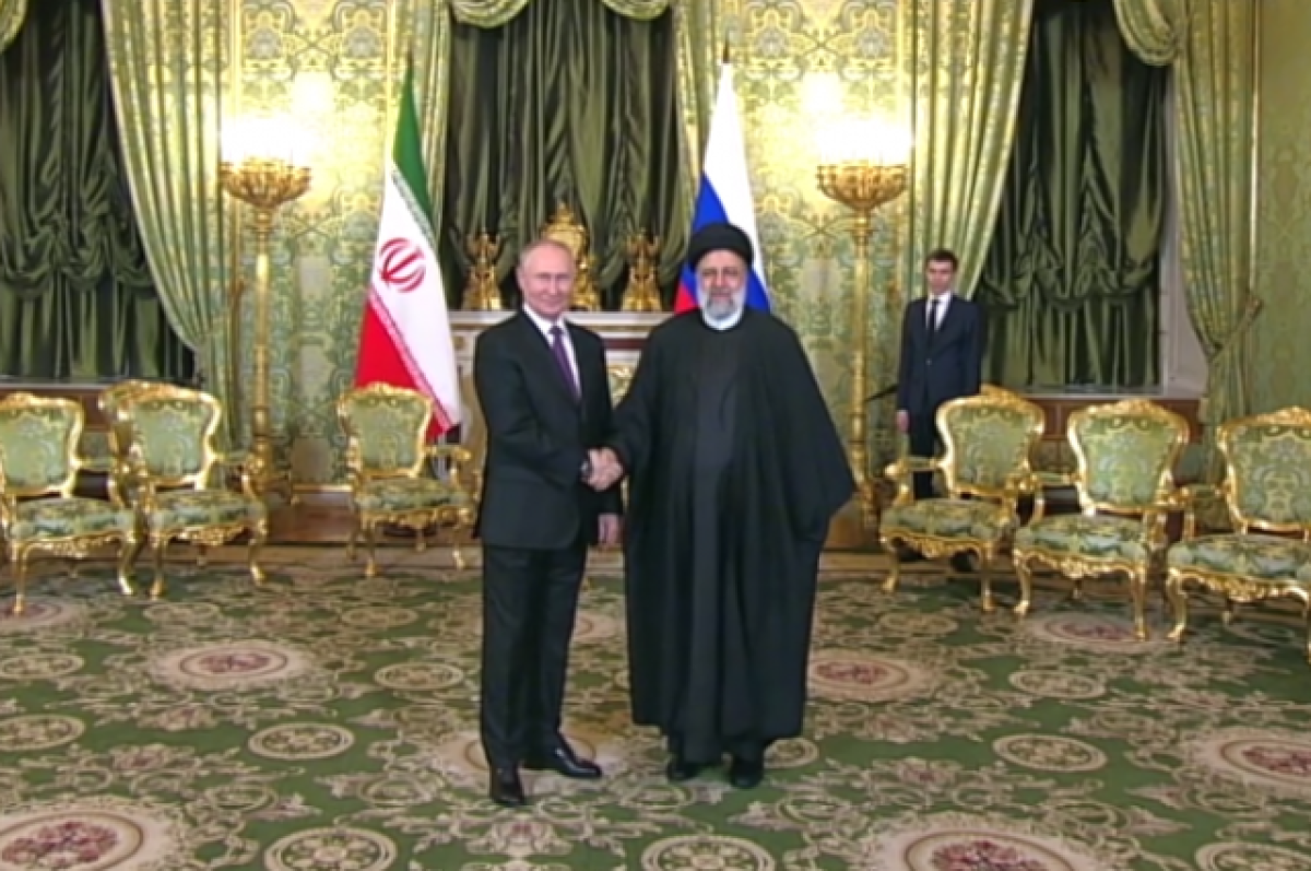 Президент Ирана поздравил Путина с переизбранием на пост главы государства