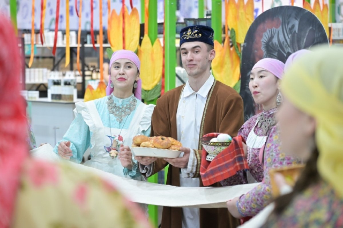 Песни, танцы, традиции. Как в Москве отметят Навруз
