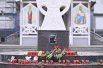 Стихийный мемориал в Краснодаре организовали возле храма Святого Александра Невского.
