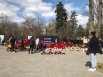 Мемориал занял почти всю площадь у входа в парк Горького.