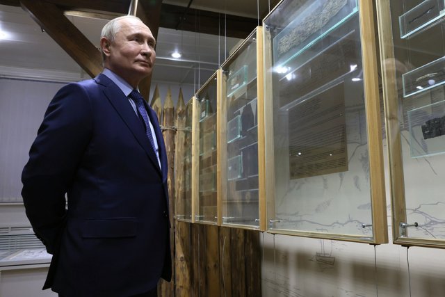 Рабочая поездка Владимира Путина в Тверскую область