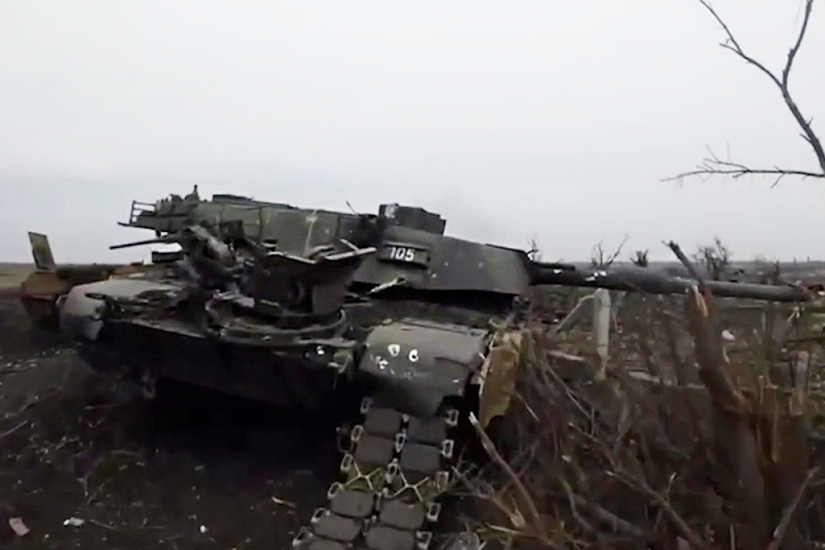 Уничтожение еще одного танка Abrams в районе Авдеевки сняли на видео