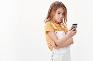 Эксперт Анучкин раскрыл, как обезопасить детей от опасностей в соцсетях