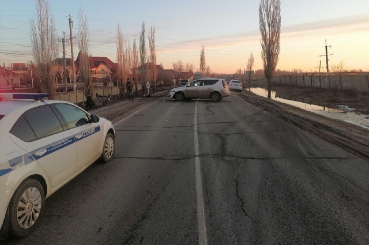 Под Энгельсом покалечилась 19-летняя водитель Opel в ДТП | АиФ Саратов