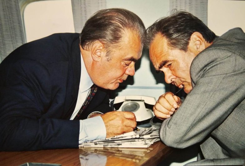 Минимер Шаймиев с председателем Национального банка РТ Евгением Богачёвым. 1999 год. 