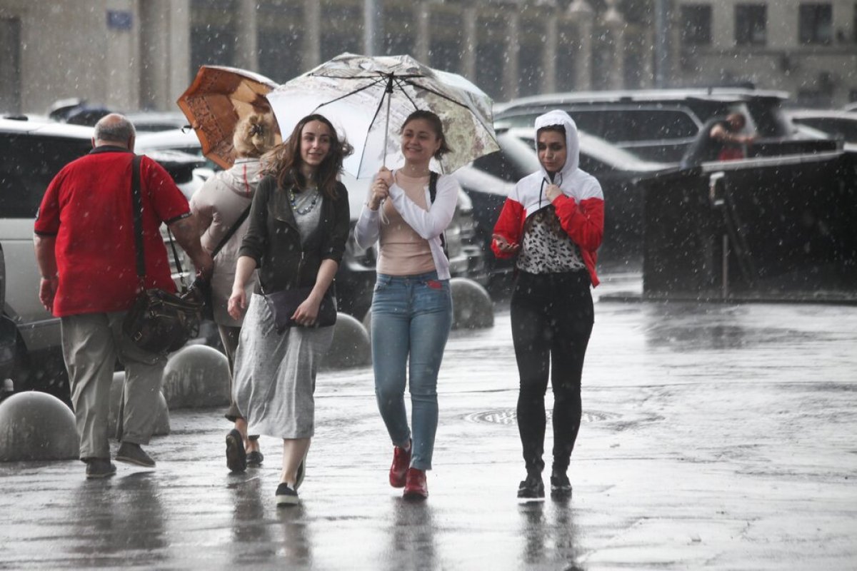 Дождливо и пасмурно. Какая погода будет на майские праздники в Москве?
