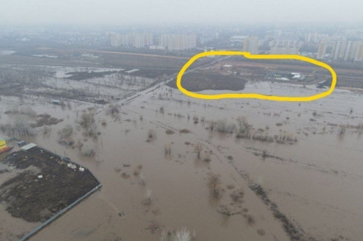 В ЖК «Новое Оренбуржье» в пойме Урала подтопило первую высотку | АиФ  Оренбург