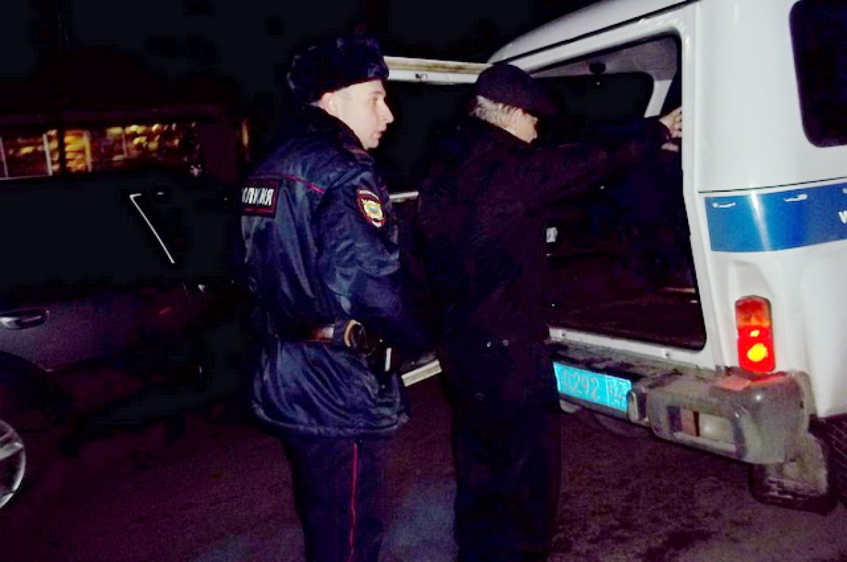 9 иностранцев живущих в Бийске, покинут страну после рейда полиции