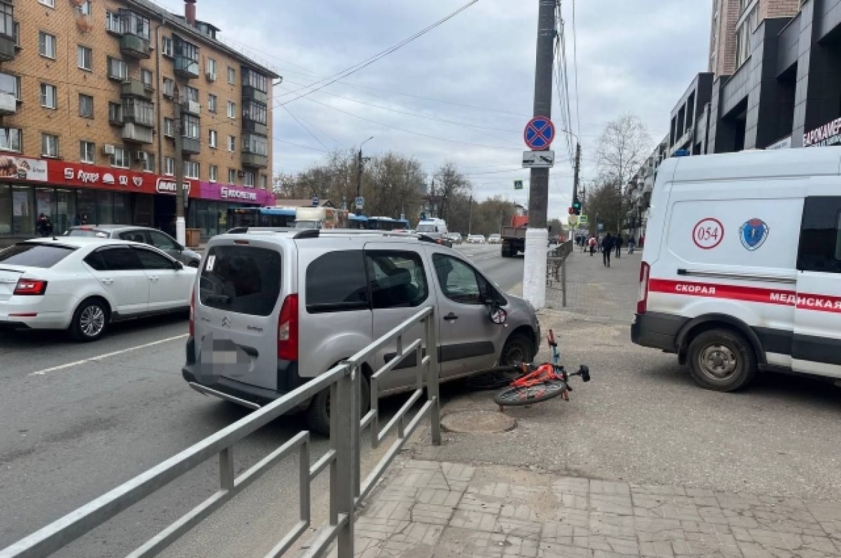 Утром 12 апреля в Твери автомобиль сбил велосипедиста | АиФ Тверь