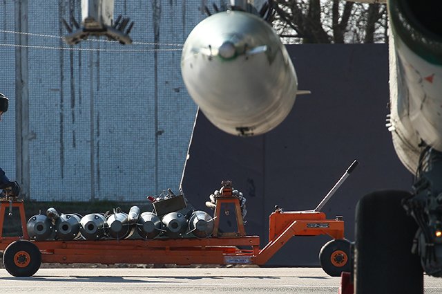Фугасные авиационные бомбы ФАБ-50.