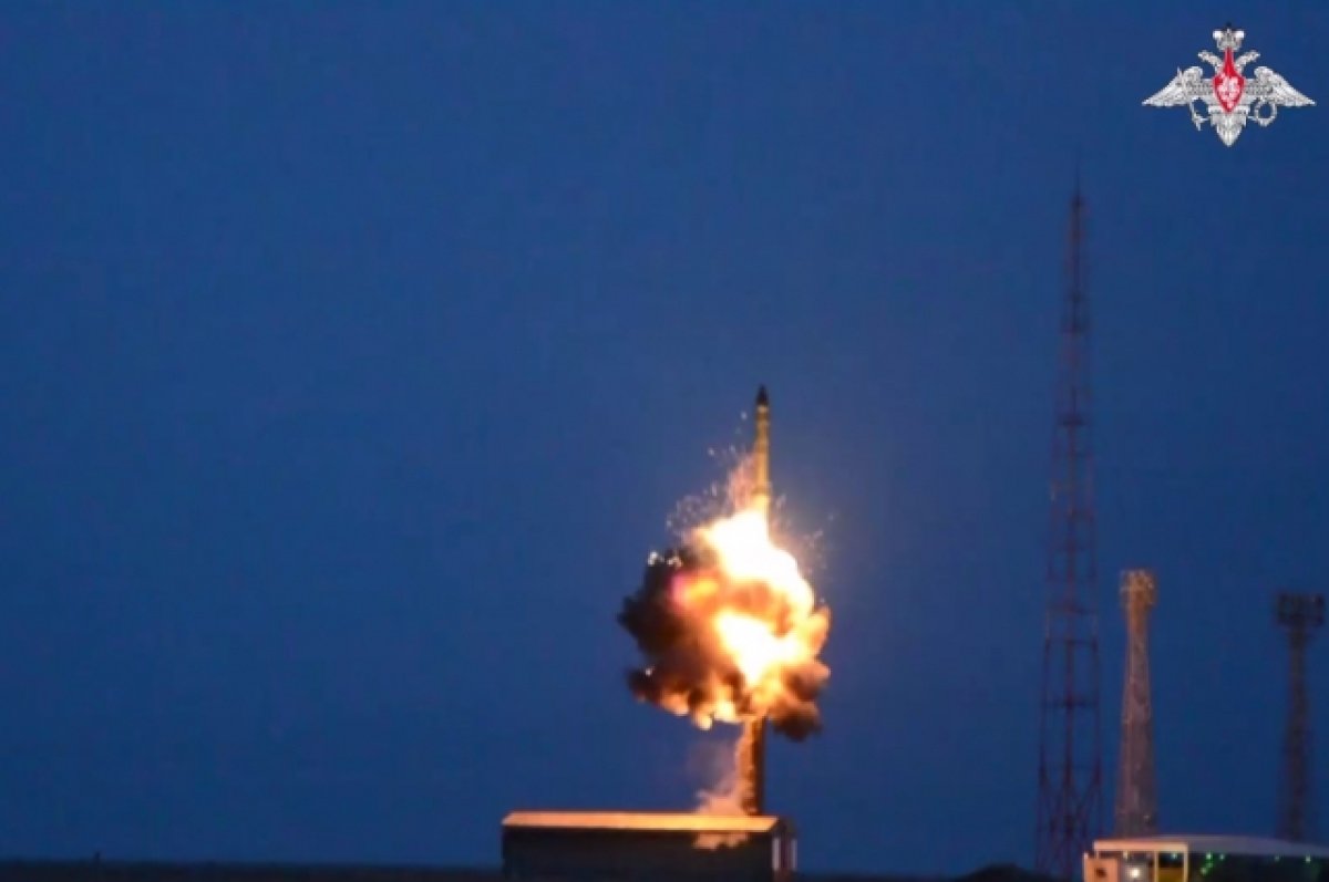 Минобороны показало кадры пуска межконтинентальной баллистической ракеты