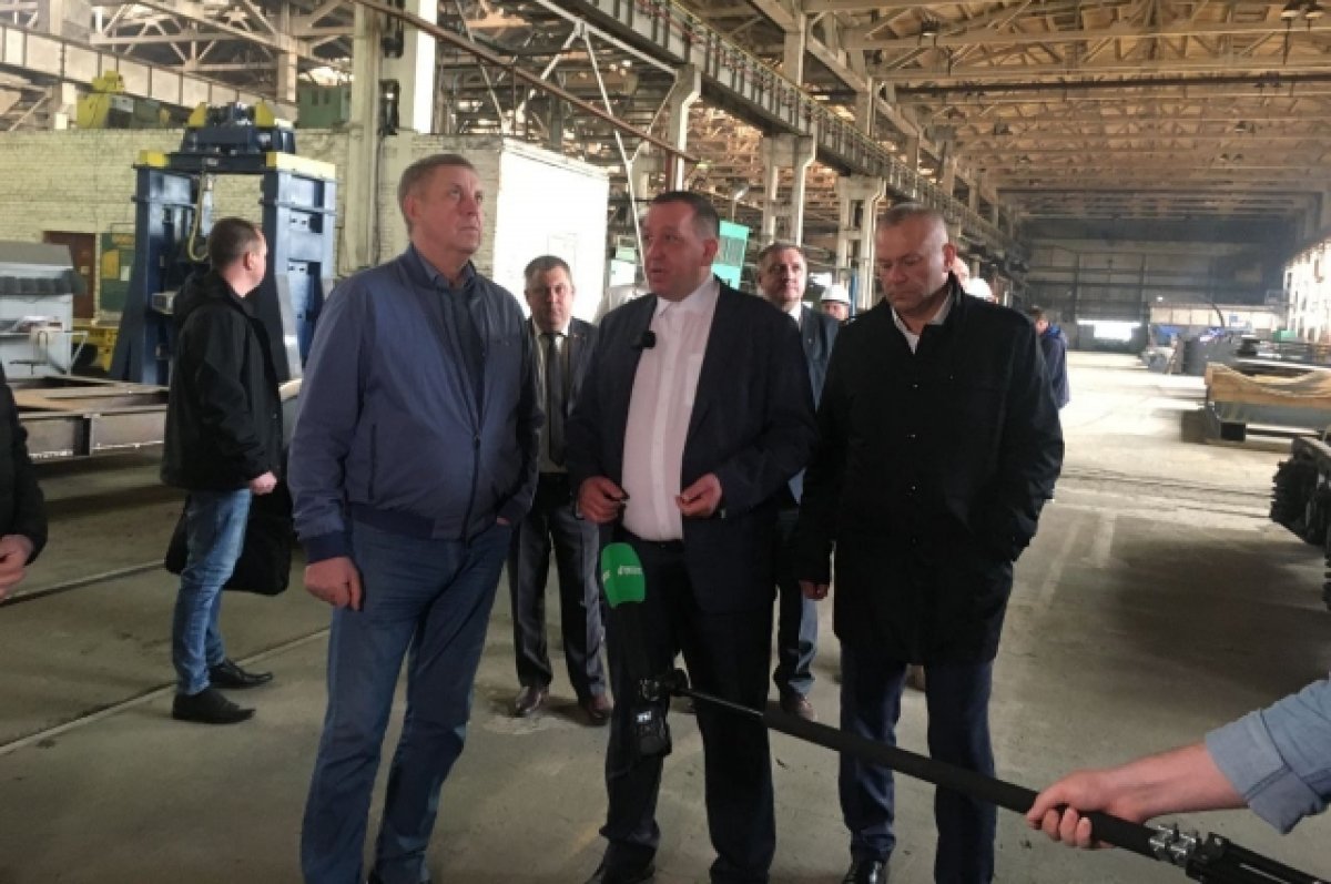 Брянский губернатор 13 апреля посетил ведущие предприятия Новозыбкова