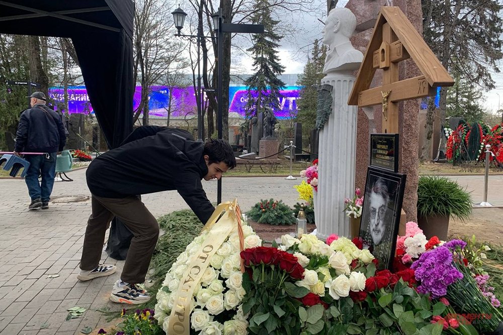 Могила ольги аросевой на головинском кладбище. На каком участке похоронили ширвиндта. На каком участке похоронили ширвиндта. На каком участке похоронили ширвиндта. На каком участке похоронили ширвиндта.