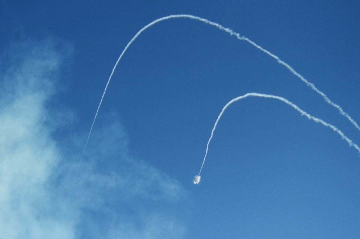 ABC News: по меньшей мере девять иранских ракет попали по авиабазам Израиля