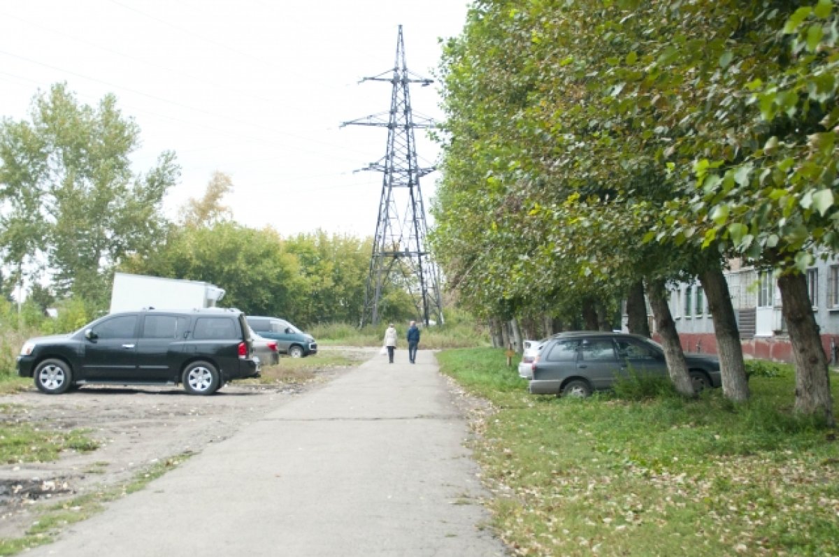 В Казани начнут автоматически штрафовать за парковку на газоне | АиФ Казань