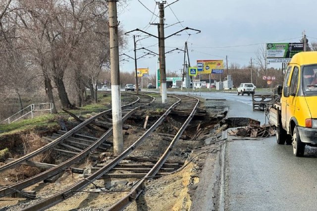 Орск выходит из паводка сильно разрушенным