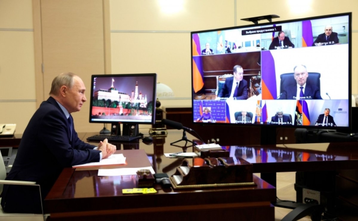 Путин на заседании Совбеза поднял тему борьбы с наркологической угрозой