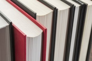 Издательство «АСТ» прекратило продажи книг Сорокина, Каннингема и Болдуина