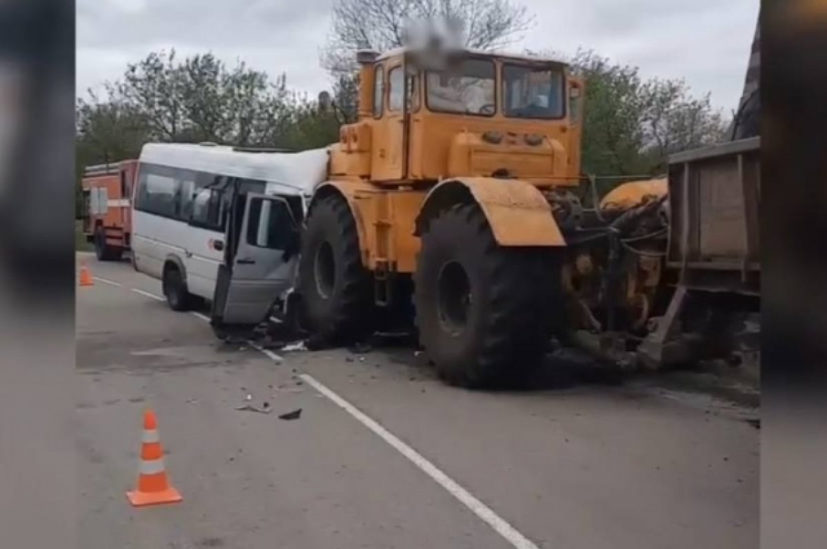 В ДТП под Прохоровкой в Белгородской области погиб водитель автобуса | АиФ  Белгород