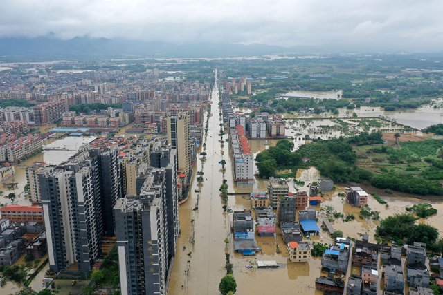 Наводнение в самой густонаселенной провинции Китая