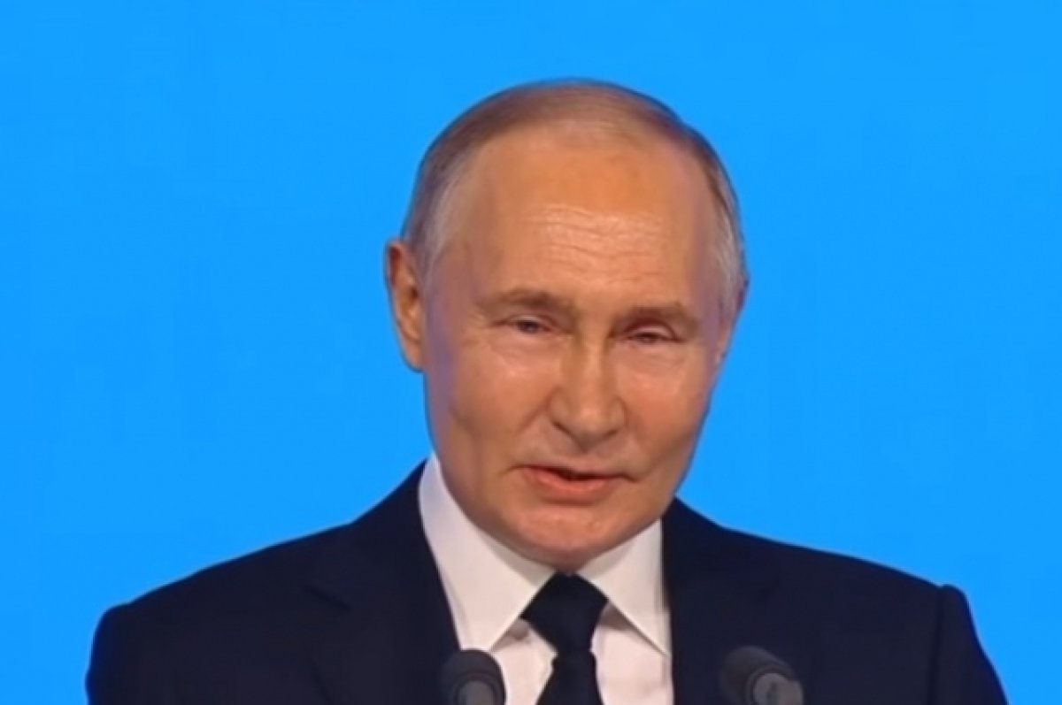 Путин рассказал, что ему шептали на ухо работники транспортной отрасли