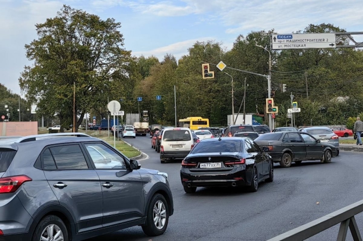 В Ярославле ремонт дорог начался с пробок и нервов
