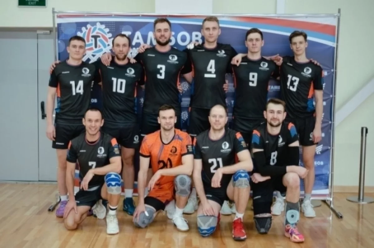 Брянская волейбольная команда Охотно заняла 6 место в чемпионате РФЦФО