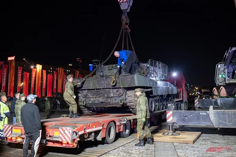 Трофейный немецкий танк «Leopard 2».