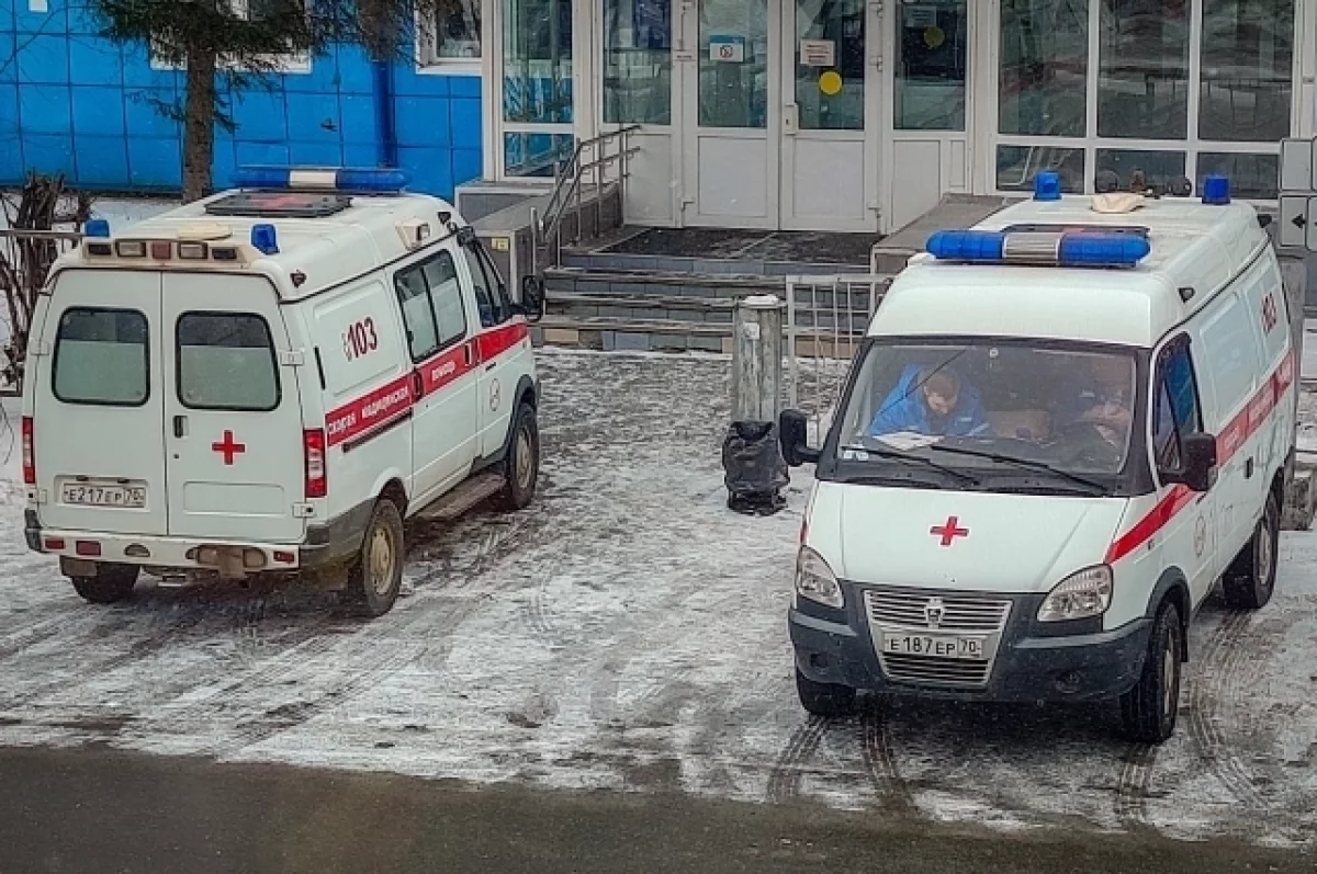 Минздрав КЧР рассказал о состоянии пострадавших при нападении полицейских