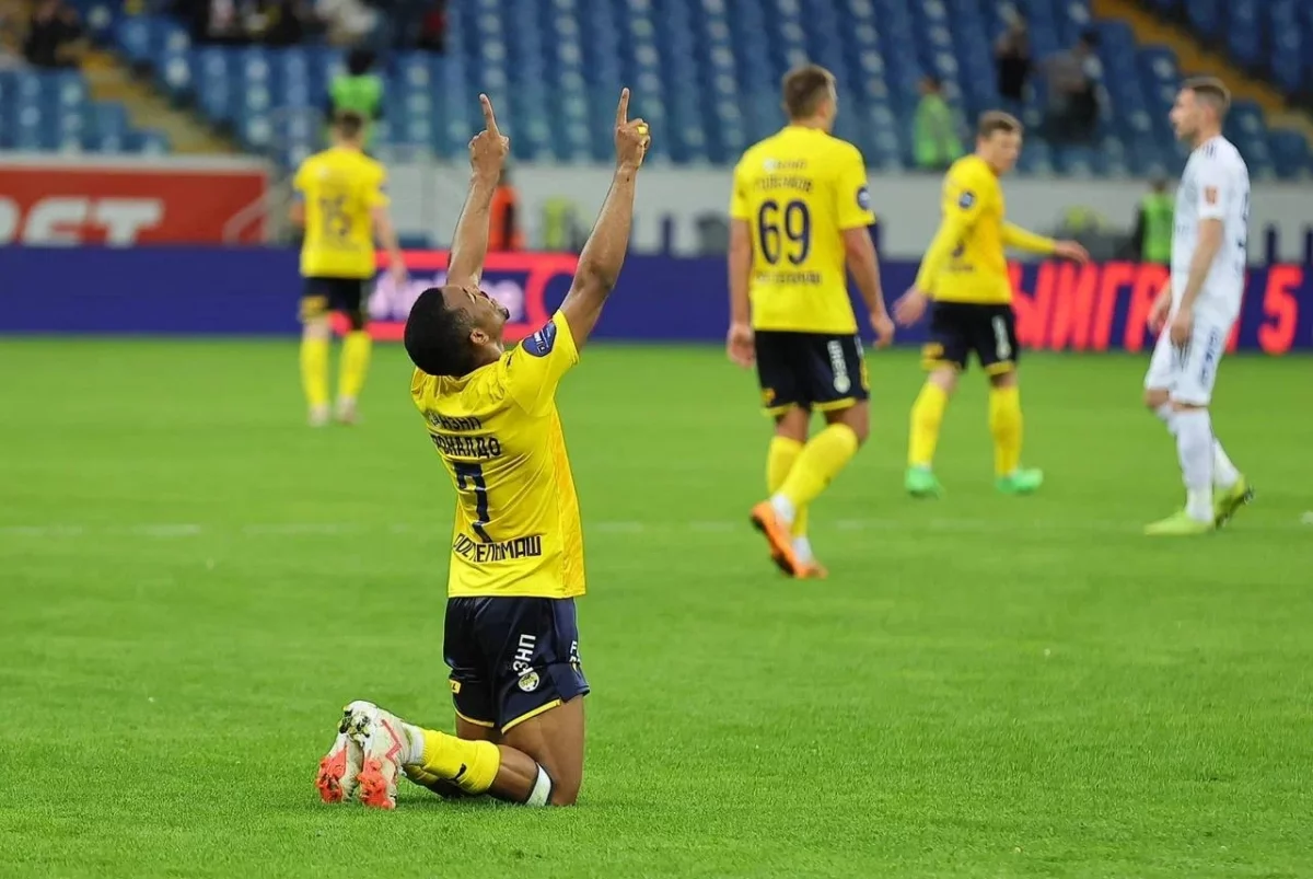 Новичок «Ростова» Роналдо забивает уже четвёртый гол за клуб.