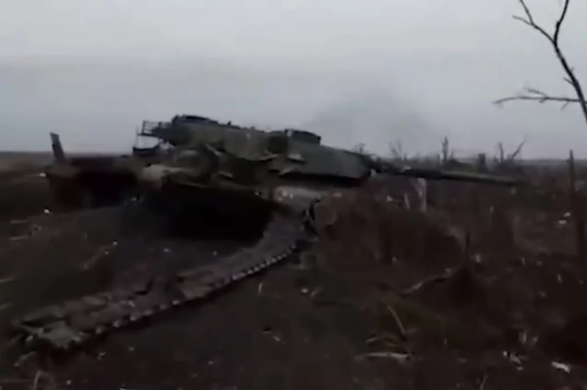 Военкор Лисицын показал кадры уничтожения танка Abrams в районе Очеретино