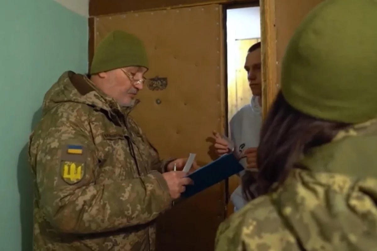 В украинскую армию смогут призывать больных ВИЧ и раком