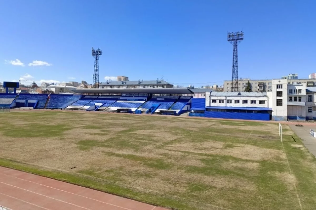 Игроки «Динамо-Барнаул» не проводят домашние матчи из-за нехватки травы
