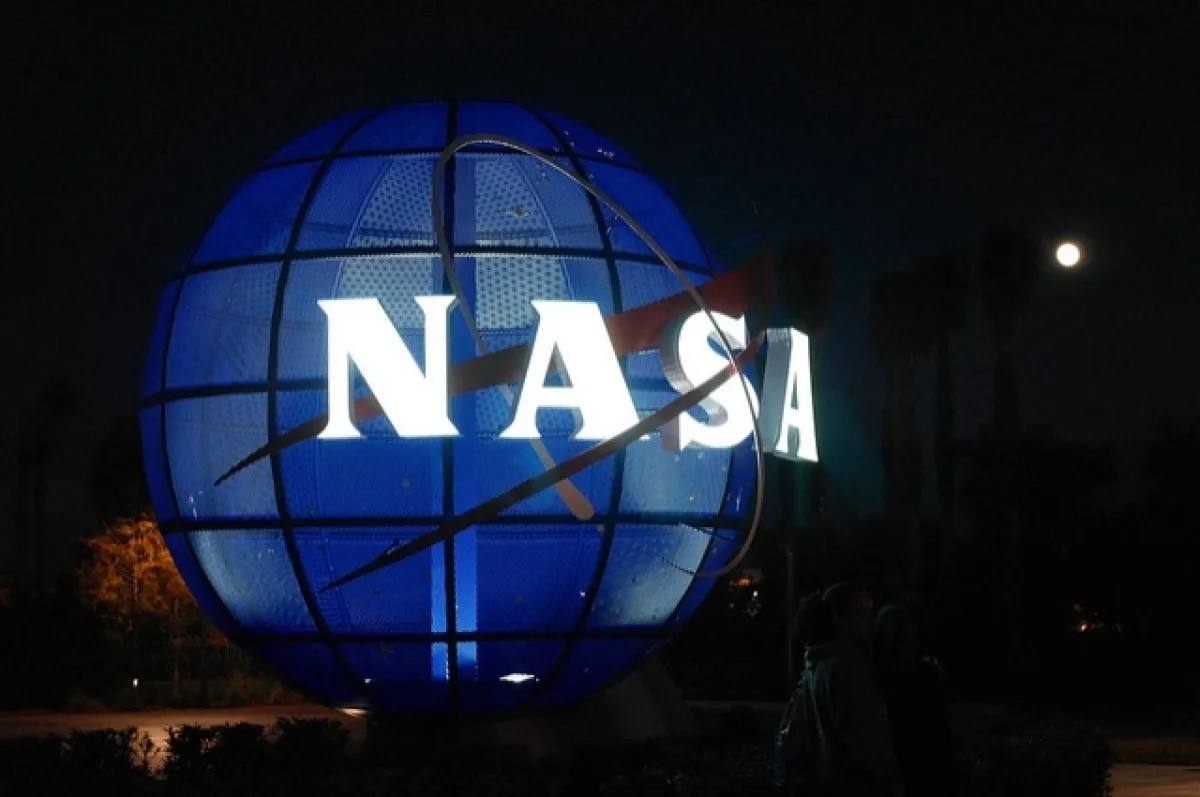Посольство РФ в ЮАР высмеяло пост NASA о первом полете человека в космос