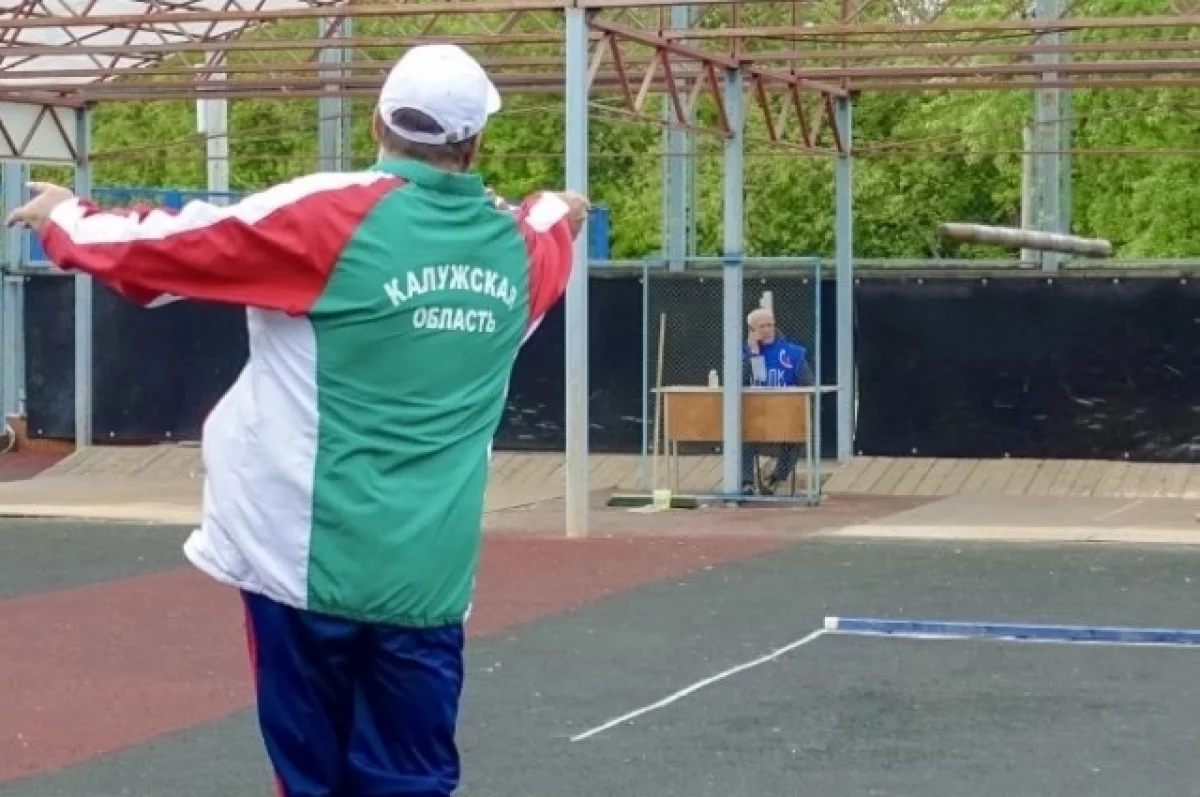 В Калуге стартовал чемпионат ЦФО по спортивной игре в городки | АиФ Калуга