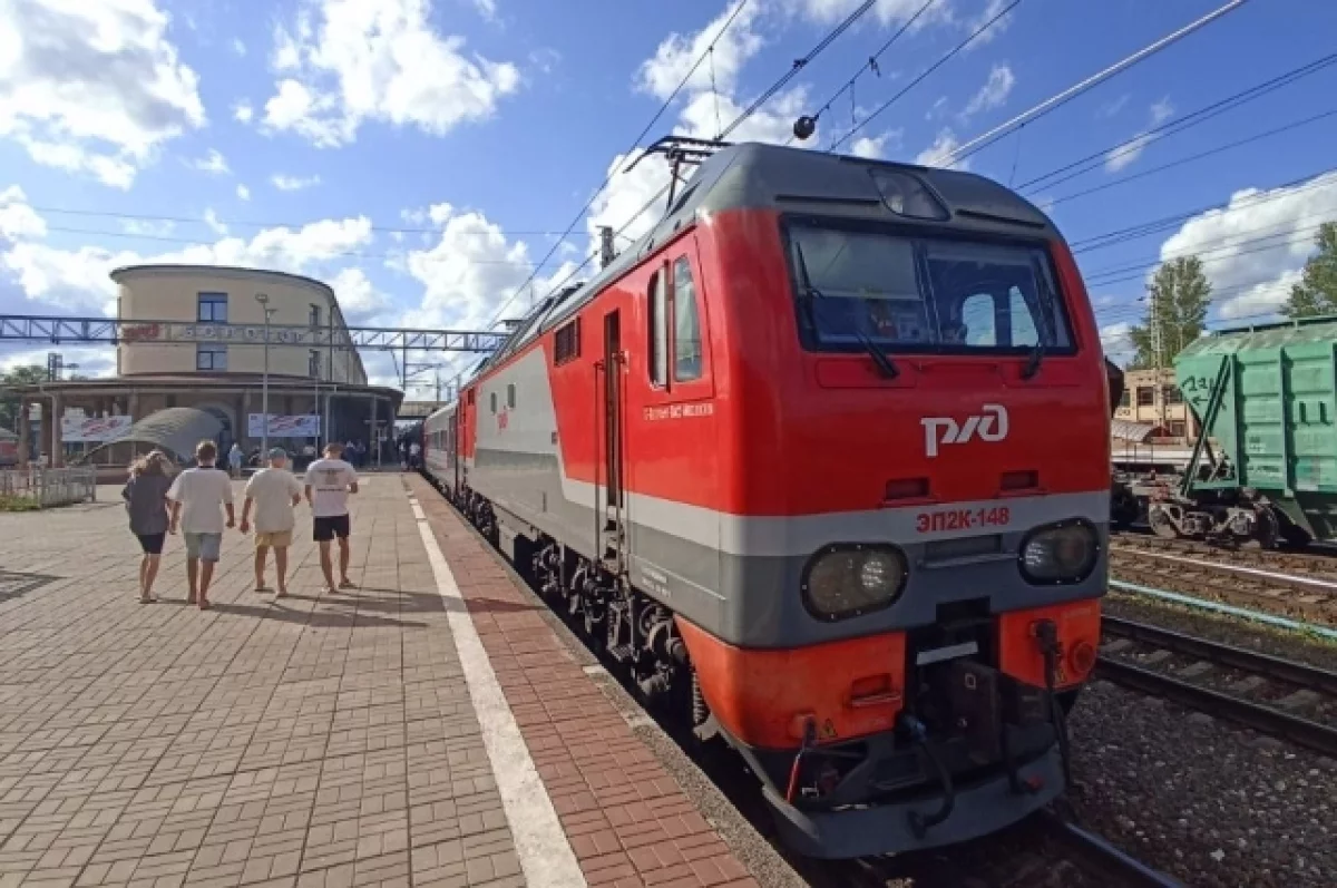 РЖД запустит летом 82 дополнительные пары поездов к курортам России