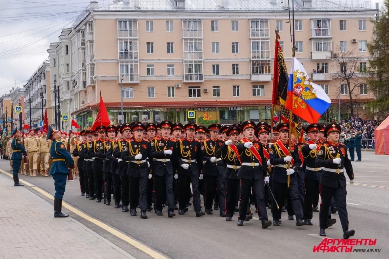 В Параде Победы приняли участие 20 коробок военнослужащих пермского гарнизона