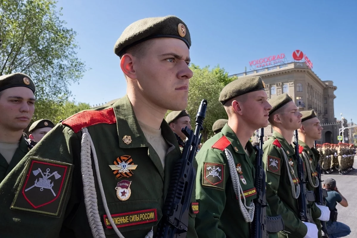 В Волгограде прошел парад в честь годовщины Великой Победы | АиФ Волгоград